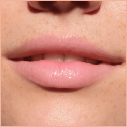 ملمع ومكبر شفاه ميلت آند بلمب Melt & Plump Juicy Lip Plumper