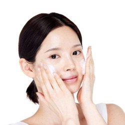 غسول رغوي يومي 150 مل AC Clean Up pH Daily Cleansing Foam 150ml