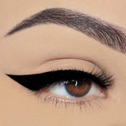 أيلاينر ماركر & لاين Mark & Line Felt Tip Eyeliner