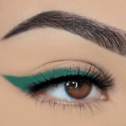 أيلاينر ماركر & لاين Mark & Line Felt Tip Eyeliner