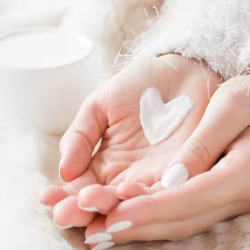 كريم مرطب لليدين بفيتامين سي 50 مل Vitamin C Hand Cream 50ml