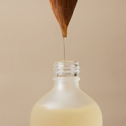 زيت عطري مرطب للجسم برائحة الزهور Floating Light Fragrance Body Essence Oil