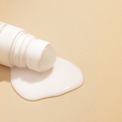 رول معطر مزيل للعرق Scented Roll-On