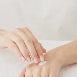 كريم يدين معطر برائحة زبدة الشيا Perfume Hand Cream