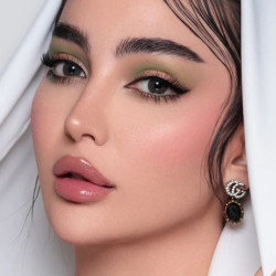 غلوس ملمع شفاه - سويت ليدي Lip plumper - Sweet Lady