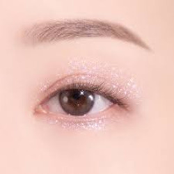 ايشادو سائل لامع ذا يونفرس The universe Liquid Glitter Eyeshadow