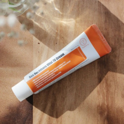 كريم مرطب ومجدد فيتال 70 بالنبق البحري Sea Buckthorn Radiance Vital Cream