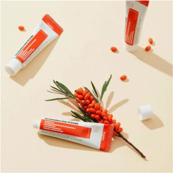 كريم مرطب ومجدد فيتال 70 بالنبق البحري Sea Buckthorn Radiance Vital Cream