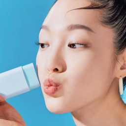 واقي شمس ستك بلمسة نهائية غير لامعة SPF50+ Cotton Soft Sun Stick SPF50+