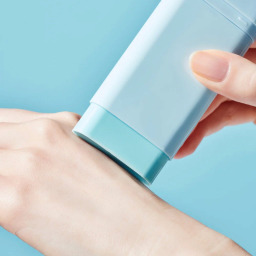 واقي شمس ستك بلمسة نهائية غير لامعة SPF50+ Cotton Soft Sun Stick SPF50+