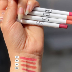 محدد شفاه كريمي ثابت Creamy Long-Lasting Lip Liner Pencil