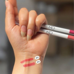 محدد شفاه كريمي ثابت Creamy Long-Lasting Lip Liner Pencil