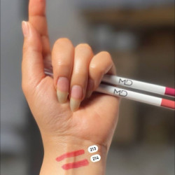 محدد شفاه كريمي ثابت Creamy Long-Lasting Lip Liner Pencil