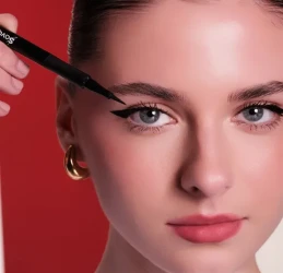 قلم ايلاينر نوار ماجستي Liquid Eyeliner Noir Majesty