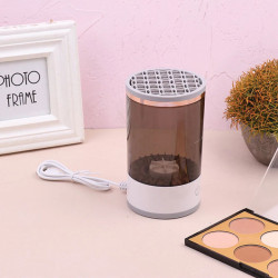 جهاز تنظيف فرش المكياج makeup brush cleaner