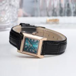 ساعة نسائية من جوليوس الكورية جاي اي1369 دي  مربعه ذهبيه بسوار اسود ومينا فيروزي JULIUS Watch JA-1369D for Women - Analog, Leather - Black