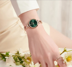ساعة نسائية من جوليوس الكورية جاي اي 1290 اي دائرية سير ذهبي وردي مينا خضراء JULIUS Watch JA-1290 for Women - Analog, Stainless Steel - Gold - Green