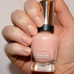 طلاء الأظافر Complete Salon Manicure