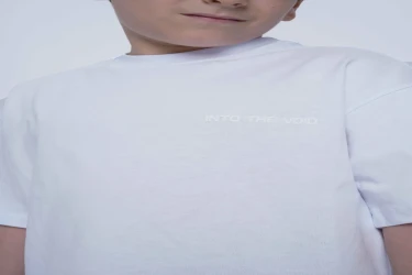قميص أبيض للأولاد – QUASH – مجموعة الصيف 24 QUASH SUMMER COLLECTION 24′ BOY’S T-SHIRT