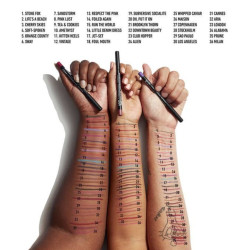 قلم تحديد الشفاه سويب مات Suede Matte Lip Liner