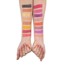 باليت آيشادو كلام لوك Glam Look Eyeshadow Palette