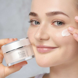 كريم معزز للبشرة بالكولاجين مع فيتامين سي Collagen Booster Cream with Vitamin C