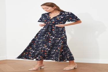فستان قميص ميدي منسوج بحزام وفتحة جانبية وطبعة زهور Belted Slit Floral Print Midi Woven Shirt Dress