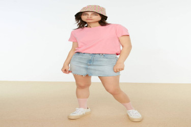 تيشيرت محبوك من القطن بياقة دائرية ضيقة - عبوة من قطعتين Crew Neck 100% Cotton Knitted T-Shirt - 2-Pack