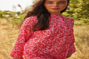 فستان محتشم منسوج بطبعة زهور وحافة مكشكشة Floral Print Ruffle Hem Modest Woven Dress