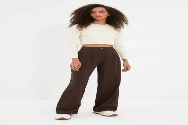 بنطلون منسوج بأرجل واسعة وكسرات أمامية Pleated Wide Leg Woven Trousers