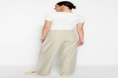 بنطلون منسوج بأرجل واسعة وكسرات أمامية Pleated Wide Leg Woven Trousers