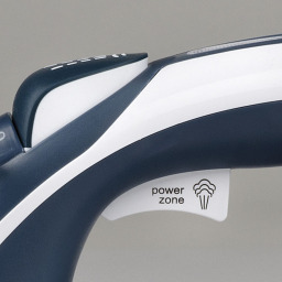 مكواة بخار ST60 بسعة 450 مل Steam Iron ST60 with 450cc Water Tank