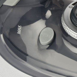 مكواة بخار ST63 بقوة 2800 واط Steam Iron ST63 2800W