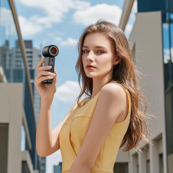 مروحة يدوية صغيرة الحجم تعمل بالشحن Portable fan 5000MA