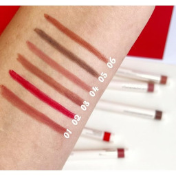 قلم تحديد الشفاه Lip Pencil