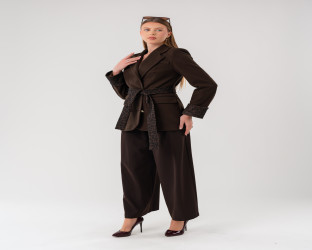 بليزر برباط خصر ونقشة جلد النمر Wool Blend Wrap Blazer with Leopard Print Details