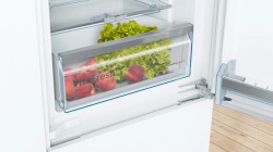 ثلاجة عامودية  بفريزر سفلي مدمجان سيريز 6 سعة  270 لتر Serie 6 Built-in Fridge-Freezer 270L