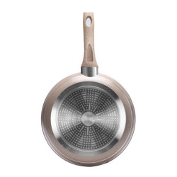 مقلاة pan
