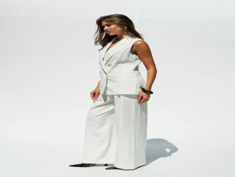 سترة (فيست) نسائية بصفين أزرار مزدوجة Women's Double-Breasted Sleeveless Vest / Blazer