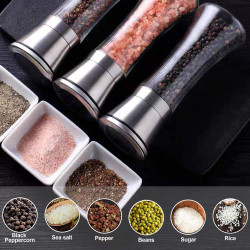 مطاحن ملح وفلفل من قطعتين مع صينية خشبية فاخرة Two-piece salt and pepper mills with a premium wooden tray