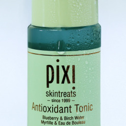 تونر سيروم مرطب مضاد للأكسدة بالتوت الشمالي 250 مل Antioxidant Tonic 250ml – Hydrating Serum-Toner with Nordic Berries