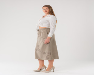 تنورة ميدي نسائية نقش زهري Women's Midi Skirt  with Floral Embroidery