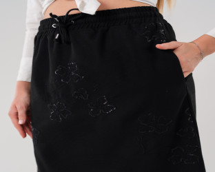 تنورة ميدي نسائية نقش زهري Women's Midi Skirt with Floral Embroidery
