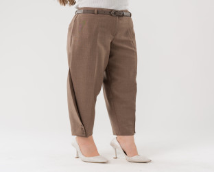 بنطلون نسائي بخصر عالٍ وتفاصيل أزرار جانبية Women's Tapered High-Waisted Trousers with Side Button Detail