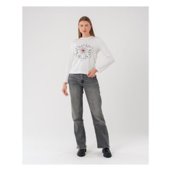 قميص نسائي بأكمام طويلة Women's Long-Sleeve Shirt