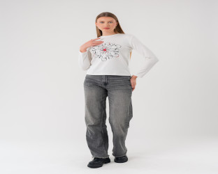 قميص نسائي بأكمام طويلة Women's Long-Sleeve Shirt