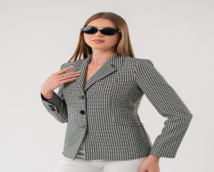 سترة نسائية Women’s Checkered Blazer