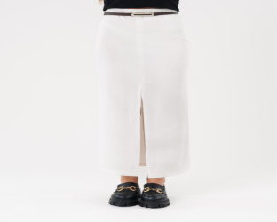 تنّورة نسائية بحزام وفتحة أمامية Women's Belted Skirt with Slit Front