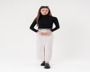 تنّورة نسائية بحزام وفتحة أمامية Women's Belted Skirt with Slit Front