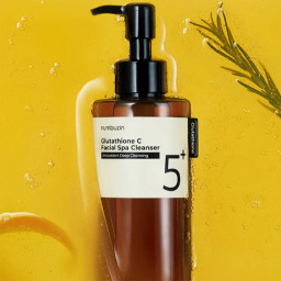 غسول سبا للوجه بالجلوتاثيون وفيتامين C No.5 Glutathione C Facial Spa Cleanser